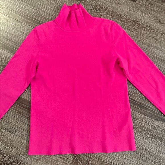 Escada Knit Turtleneck - Picture 4 of 10